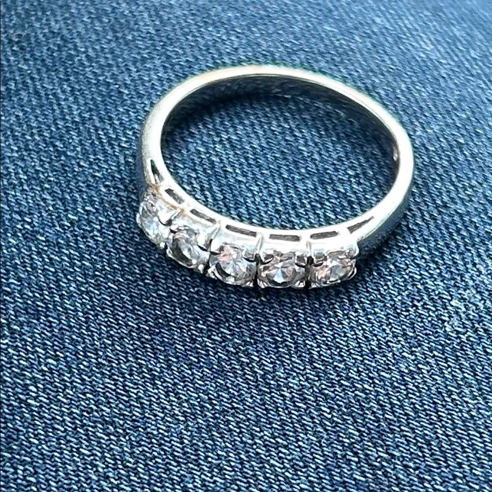 Elegant Avon Band with Clear brilliant Stones